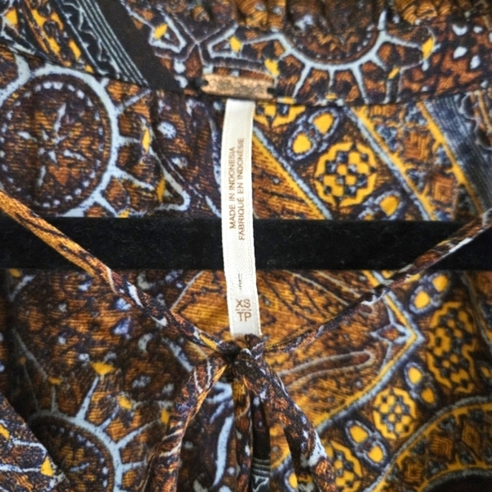 Free People Little Runaway Medallion Print Blouse View 5
